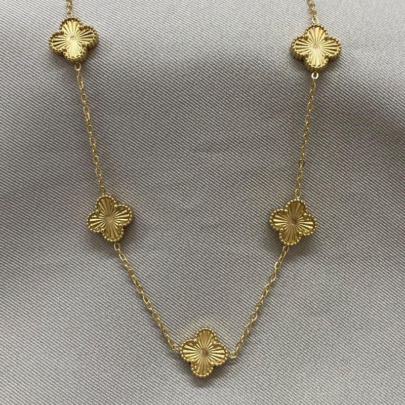 COLAR LONGO TREVOS DOURADOS