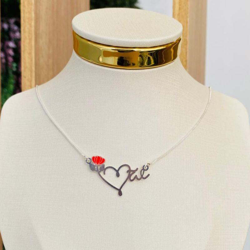 COLAR MÃE CORAÇÃO E ROSA COM RESINA