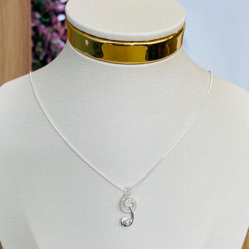 COLAR NOTA MUSICAL CRAVEJADA