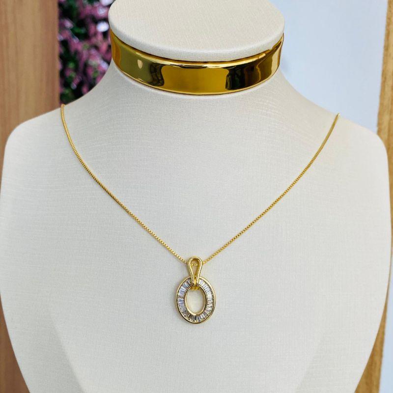 COLAR OVAL COM ZIRCONIAS