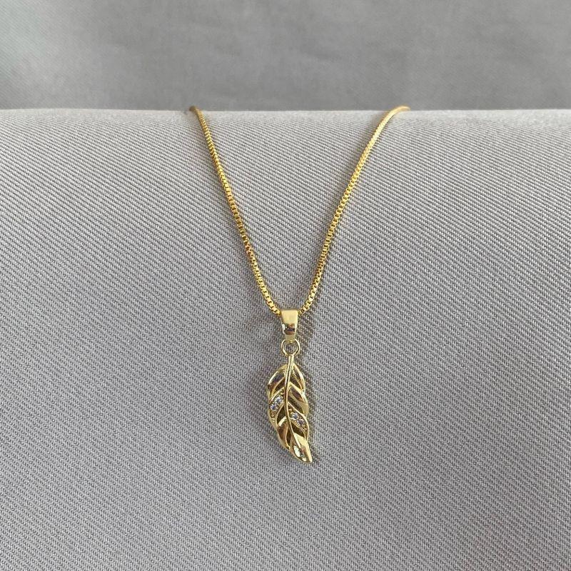 COLAR PENA CRAVEJADO