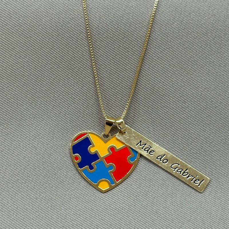 COLAR PLAQUINHA COM CORAÇÃO AUTISMO