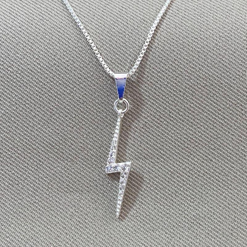 COLAR RAIO CRAVEJADO