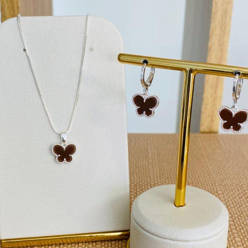 CONJUNTO BORBOLETA MARROM