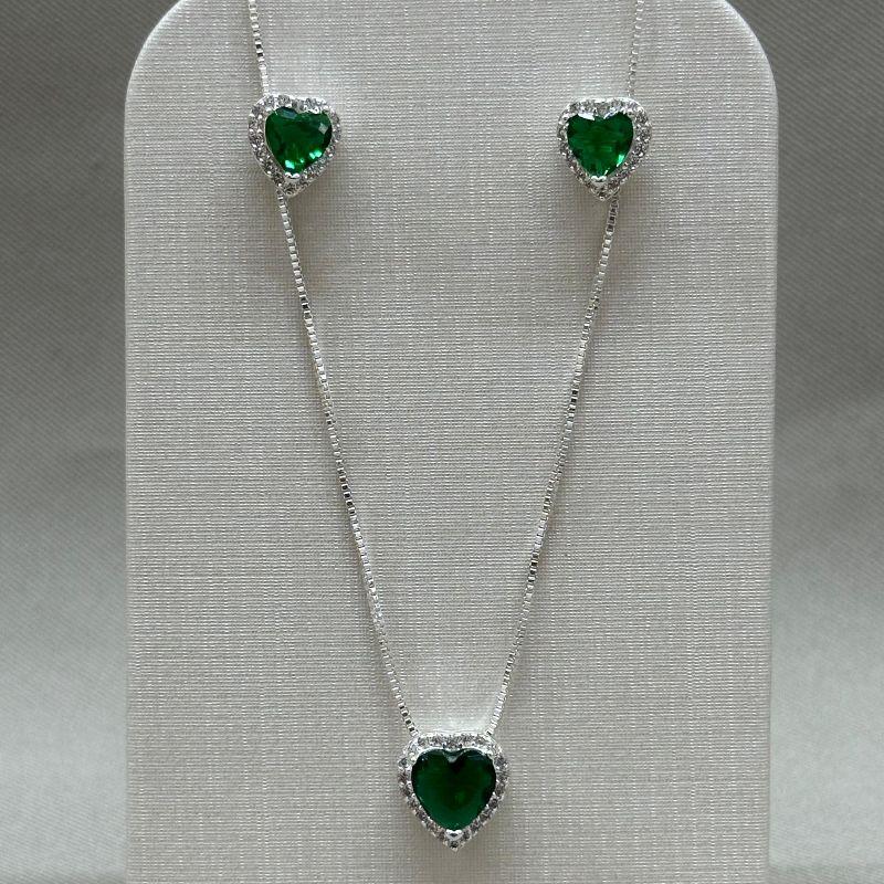 CONJUNTO CORAÇÃO COM MICRO ZIRCONIA ESMERALDA
