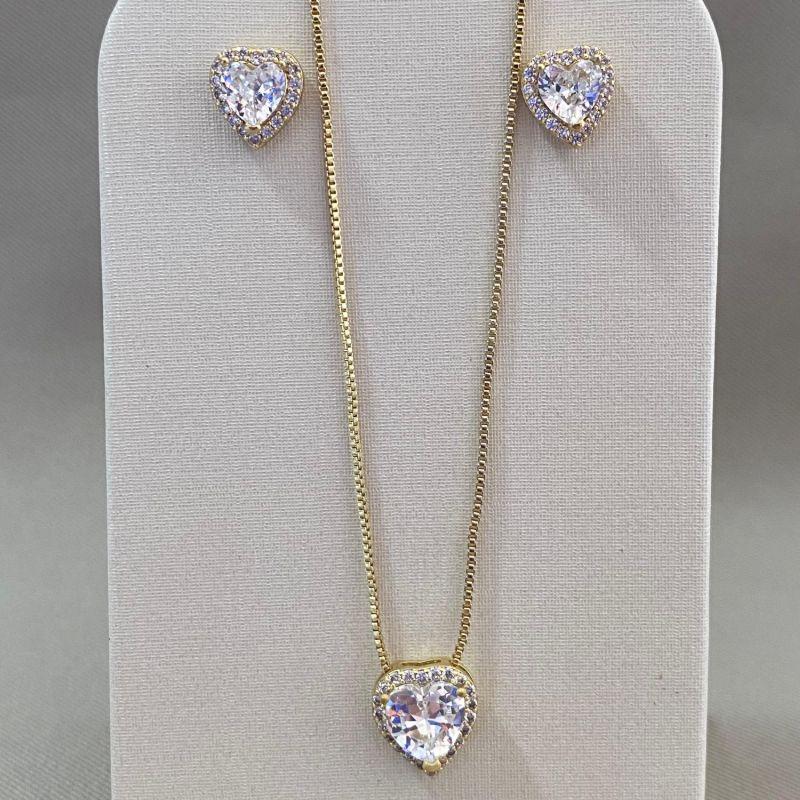 CONJUNTO CORAÇÃO CRAVEJADO