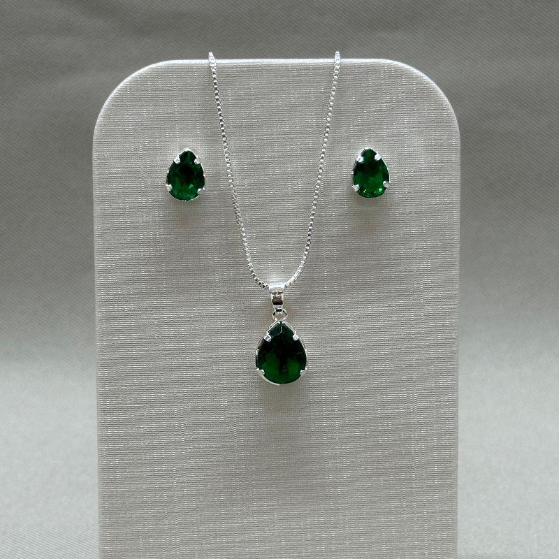 CONJUNTO GOTA BRINCO 6*8 PINGENTE 10*8 EM ZIRCONIA ESMERALDA