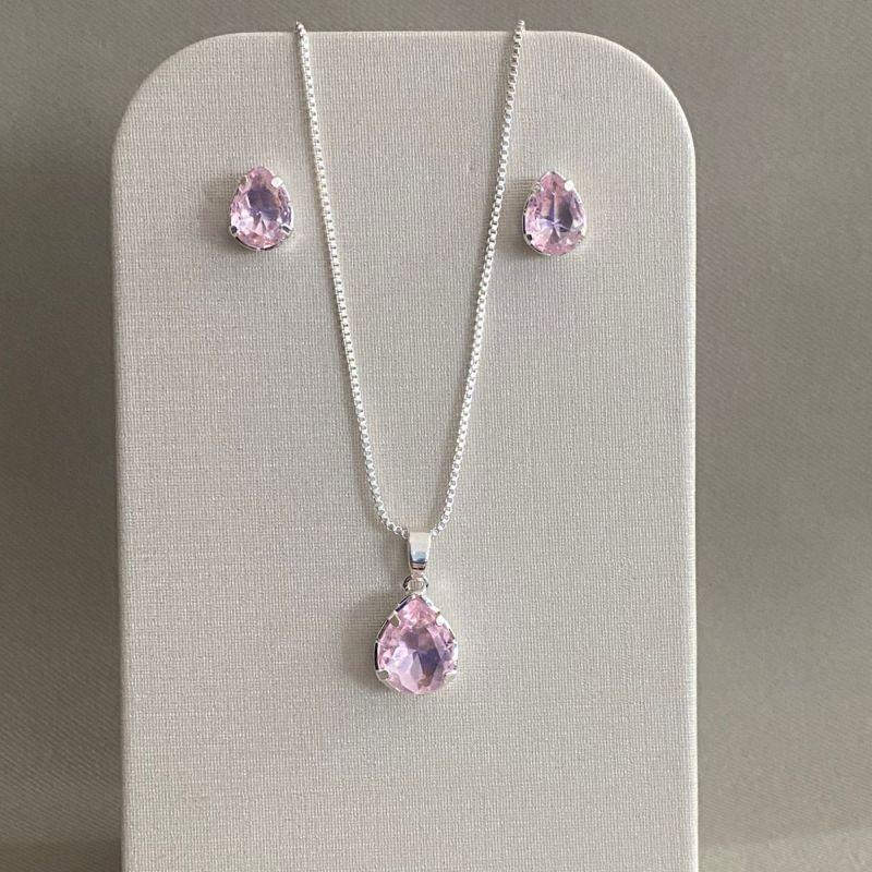 CONJUNTO GOTA BRINCO 6*8 PINGENTE 10*8 EM ZIRCONIA LIGHT ROSE