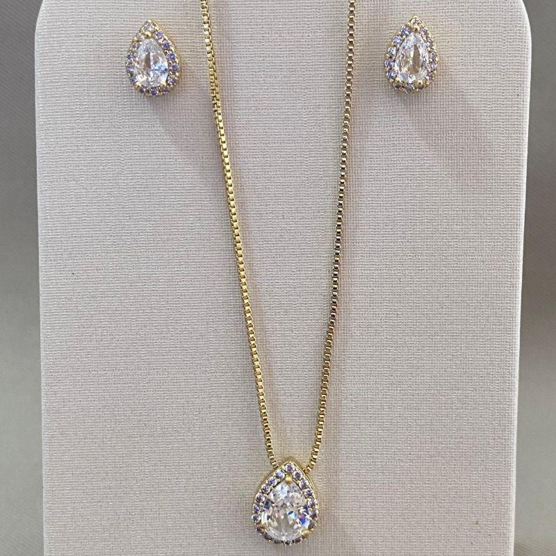 CONJUNTO GOTINHA CRAVEJADA