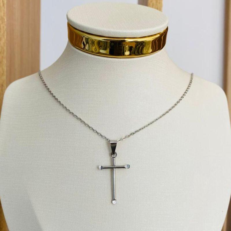 CORRENTE MASCULINA COM CRUZ