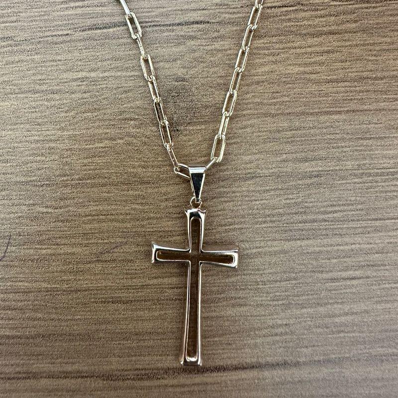 CORRENTE MASCULINA COM PINGENTE CRUZ