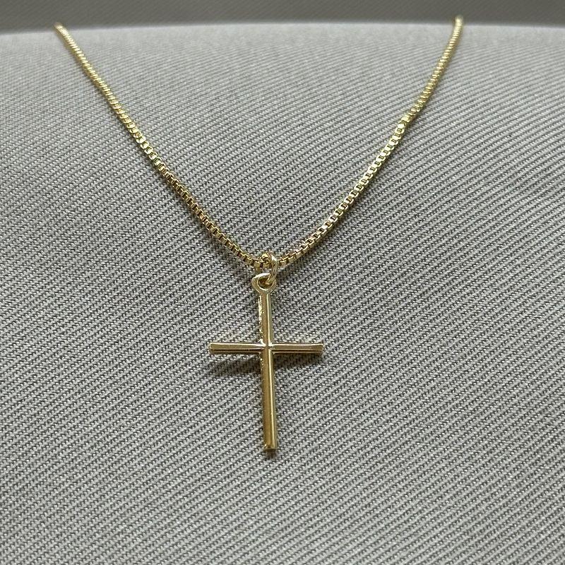 CORRENTE VENEZIANA 0,8 60CM MASCULINO COM PINGENTE CRUZ PALITO 27MM FECHO GAVETA