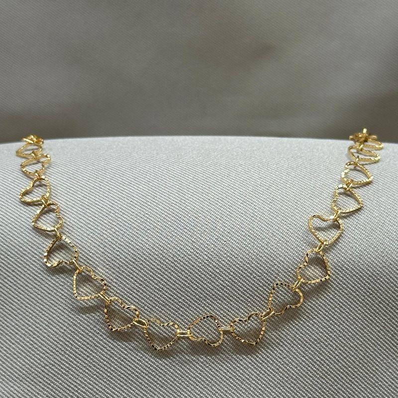 PULSEIRA CORAÇÕES VAZADO DIAMANTADO