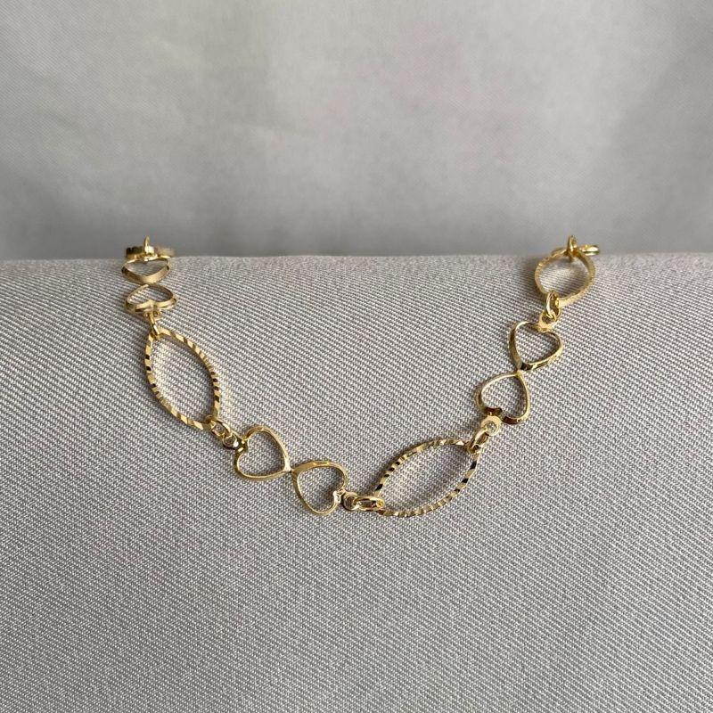 PULSEIRA DIAMANTADA COM CORAÇÃO VAZADO