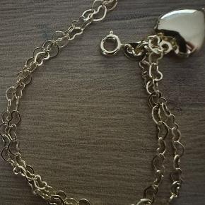 PULSEIRA DUPLA ELOS CORAÇÕES E CORAÇÃO CHEIO 