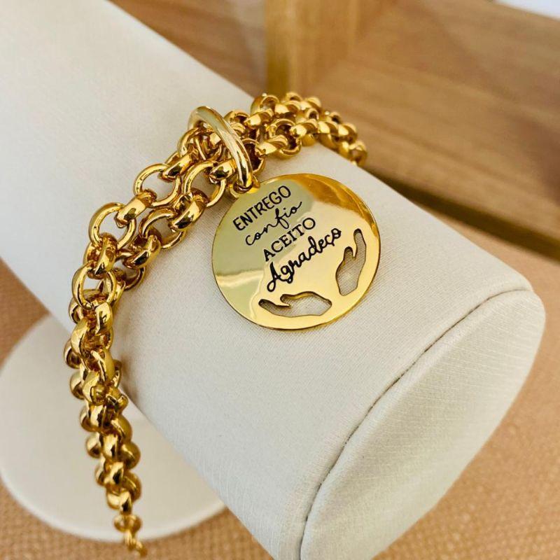 PULSEIRA ELOS COM PLACA ESCRITA