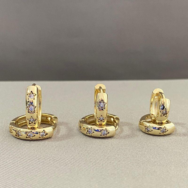 TRIO DE BRINCOS ARGOLINHA COM ESTRELAS