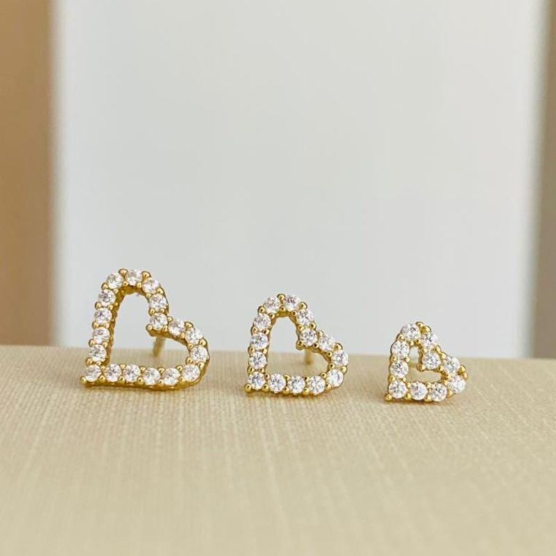 TRIO DE BRINCOS CORAÇÃO CRAVEJADO