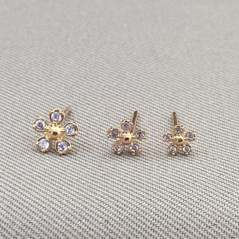 TRIO DE BRINCOS FLORZINHA