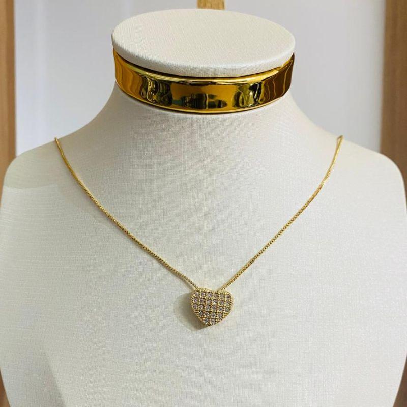 COLAR CORAÇÃO CRAVEJADO