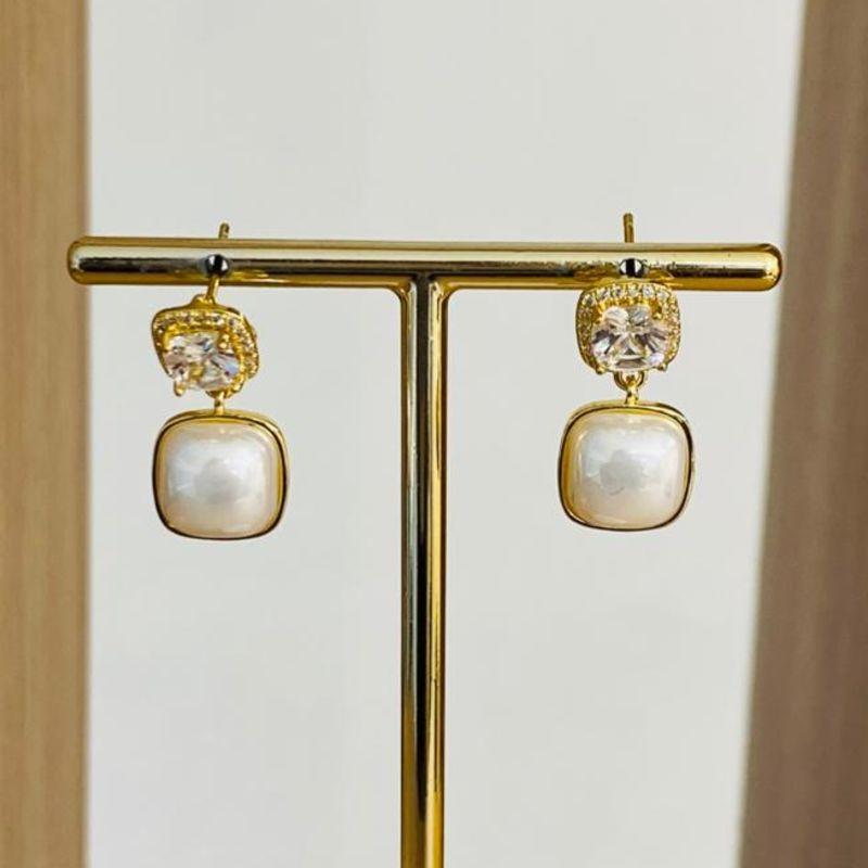 BRINCO PEROLA E ZIRCONIA