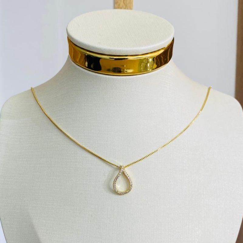 COLAR GOTA CRAVEJADA