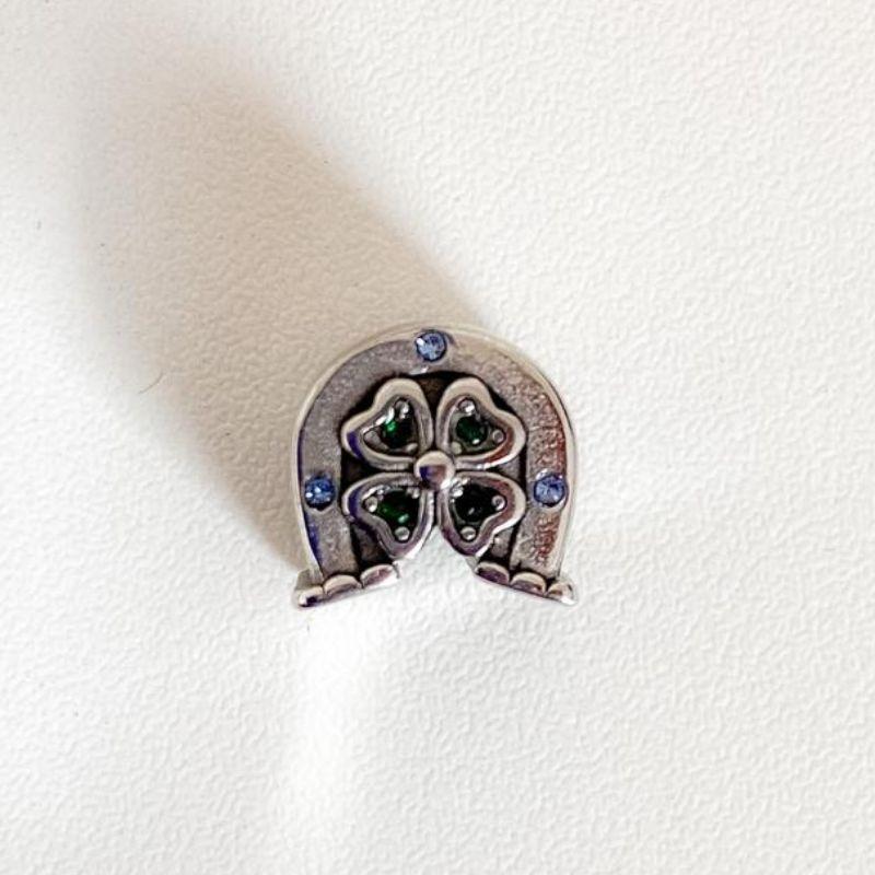 BERLOQUE FERRADURA COM TREVO DA SORTE