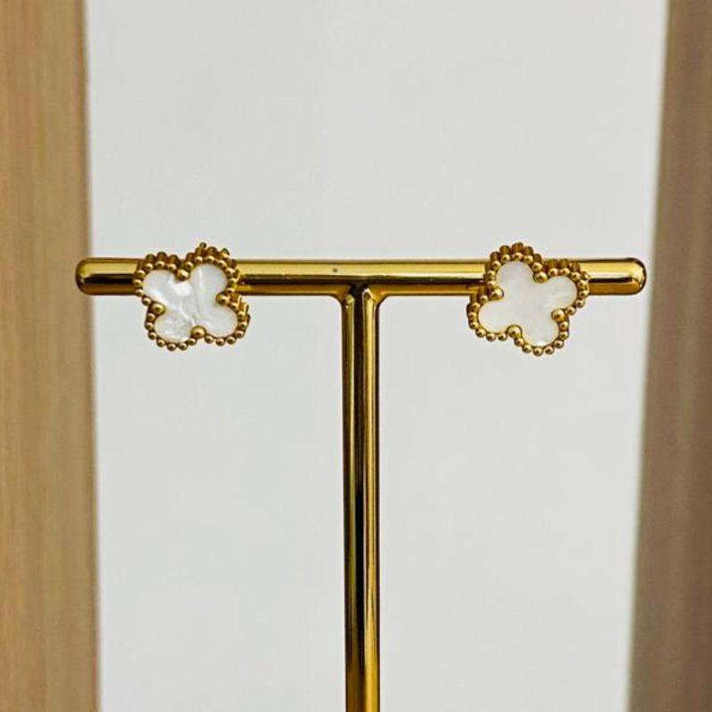 BRINCO TREVO BRANCO STEEL