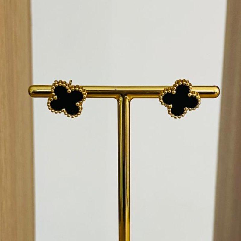 BRINCO TREVO PRETO STEEL