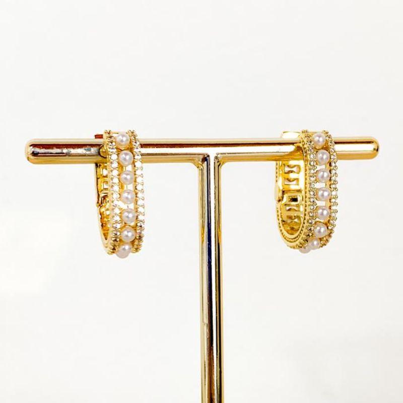 BRINCO ARGOLA COM PEROLAS