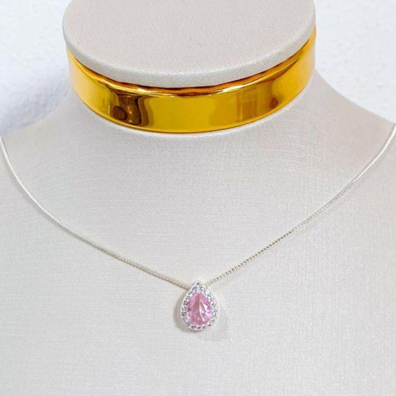 COLAR GOTINHA CRAVEJADA ROSA