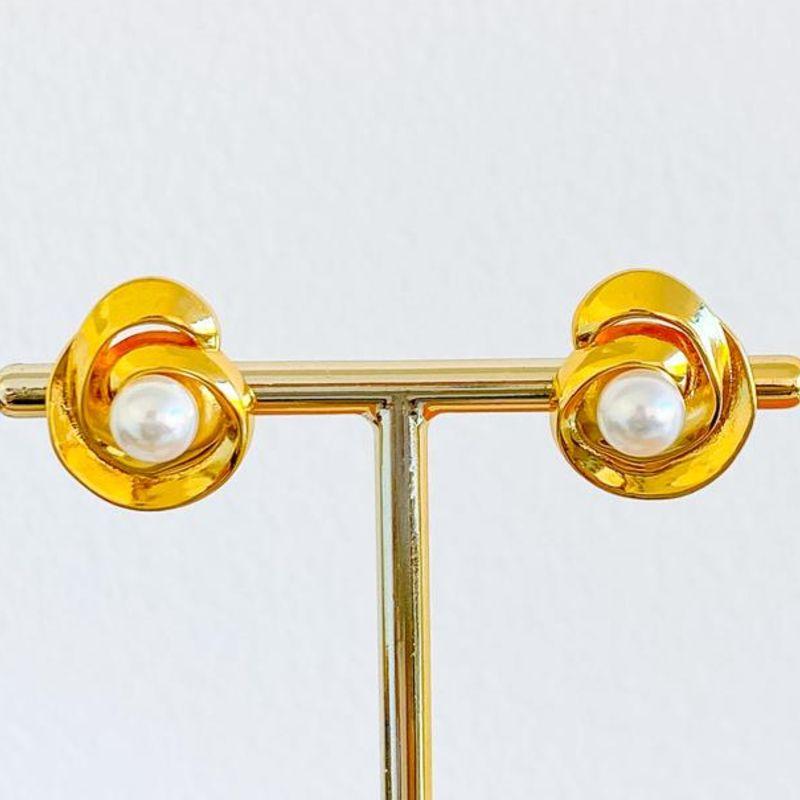 BRINCO ESPIRAL COM PEROLA