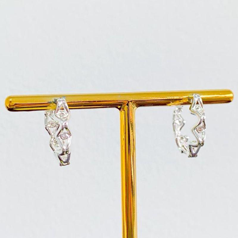 BRINCO ARGOLA COM ZIRCONIAS