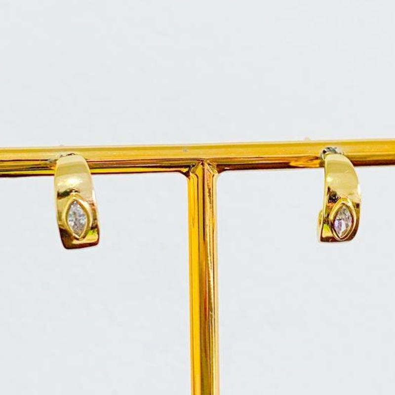 BRINCO MEIA ARGOLA COM ZIRCONIA