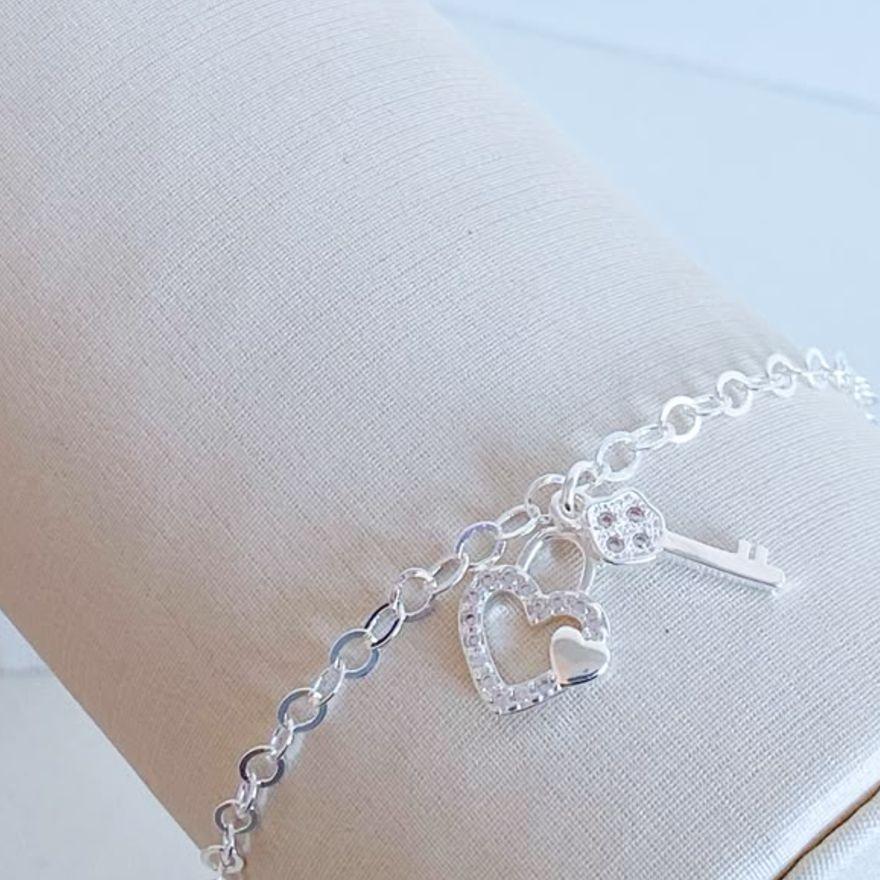 PULSEIRA ELOS CORAÇÃO E CHAVE