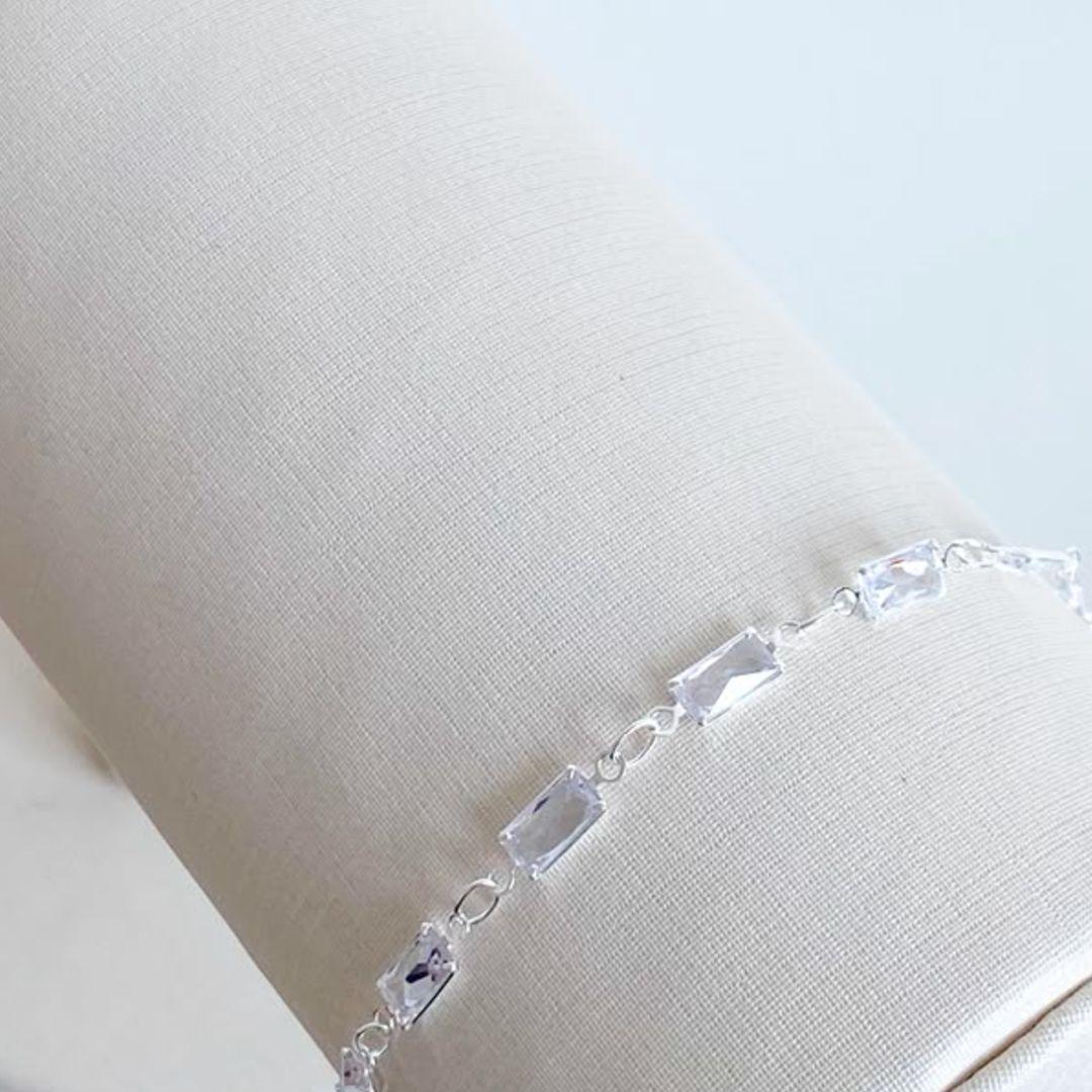 PULSEIRA ZIRCONIAS
